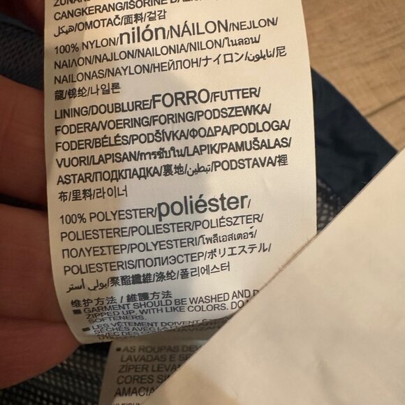 UNDER ARMOUR MENS LARGE BLUE HOODED RAIN JACKET COAT NWOT - Picture 6 of 9